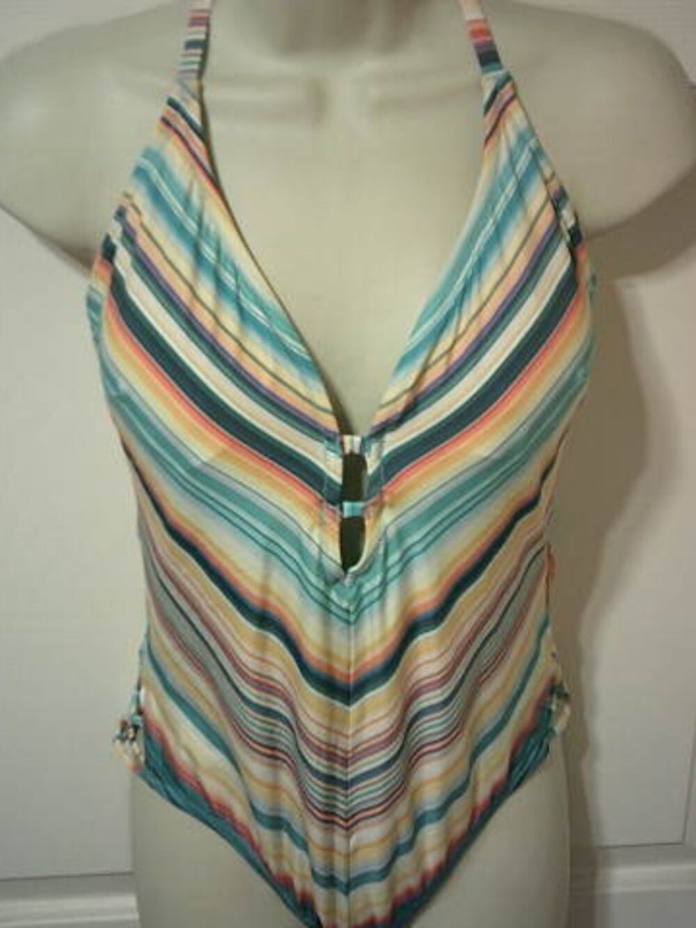 CUTE LAUNDRY BY SHELLI SEGAL ONE PC SWIMWEAR SUIT MULTI-COLORED SZ M 8-10 🏊♀️